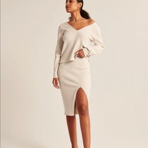 Sweater pencil skirt